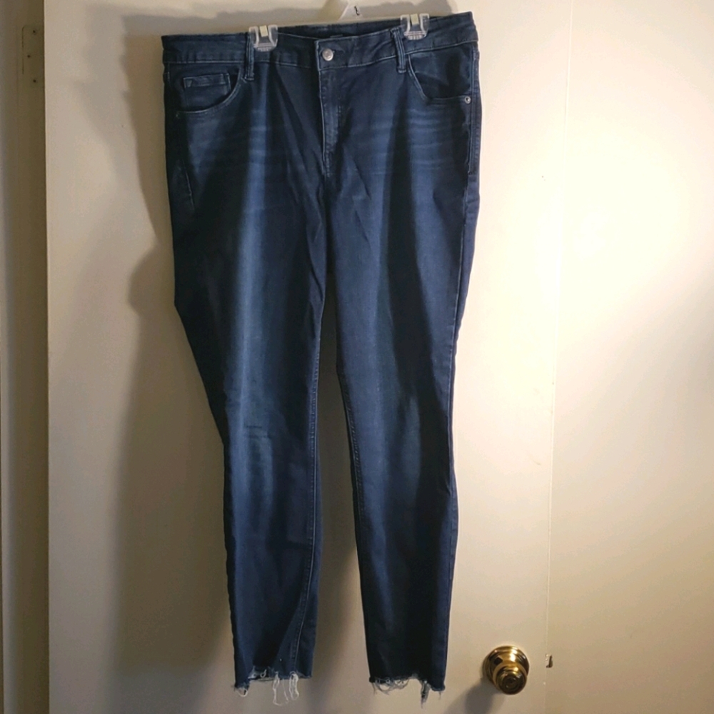 Old Navy Rockstar sculpt skinny crop 16